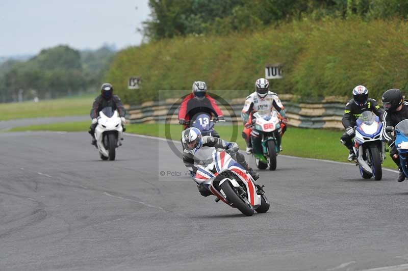 Motorcycle action photographs;cadwell;cadwell park photographs;event digital images;eventdigitalimages;motor racing louth lincolnshire;no limits trackdays;peter wileman photography;trackday;trackday digital images;trackday photos
