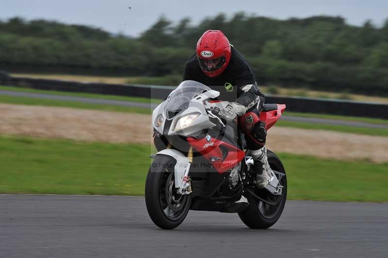 Motorcycle action photographs;cadwell;cadwell park photographs;event digital images;eventdigitalimages;motor racing louth lincolnshire;no limits trackdays;peter wileman photography;trackday;trackday digital images;trackday photos