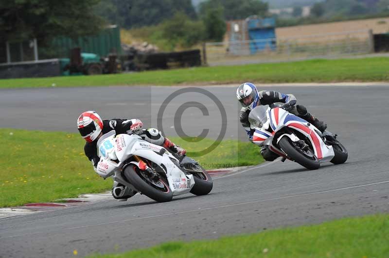 Motorcycle action photographs;cadwell;cadwell park photographs;event digital images;eventdigitalimages;motor racing louth lincolnshire;no limits trackdays;peter wileman photography;trackday;trackday digital images;trackday photos
