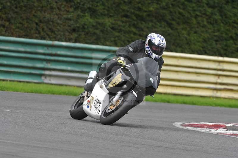 Motorcycle action photographs;cadwell;cadwell park photographs;event digital images;eventdigitalimages;motor racing louth lincolnshire;no limits trackdays;peter wileman photography;trackday;trackday digital images;trackday photos