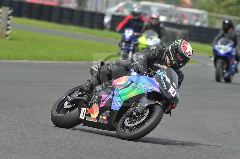 Motorcycle action photographs;cadwell;cadwell park photographs;event digital images;eventdigitalimages;motor racing louth lincolnshire;no limits trackdays;peter wileman photography;trackday;trackday digital images;trackday photos