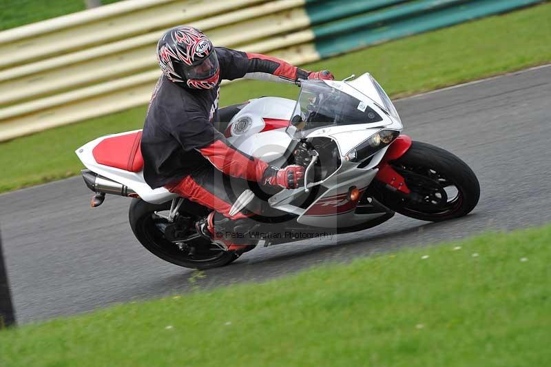 Motorcycle action photographs;cadwell;cadwell park photographs;event digital images;eventdigitalimages;motor racing louth lincolnshire;no limits trackdays;peter wileman photography;trackday;trackday digital images;trackday photos