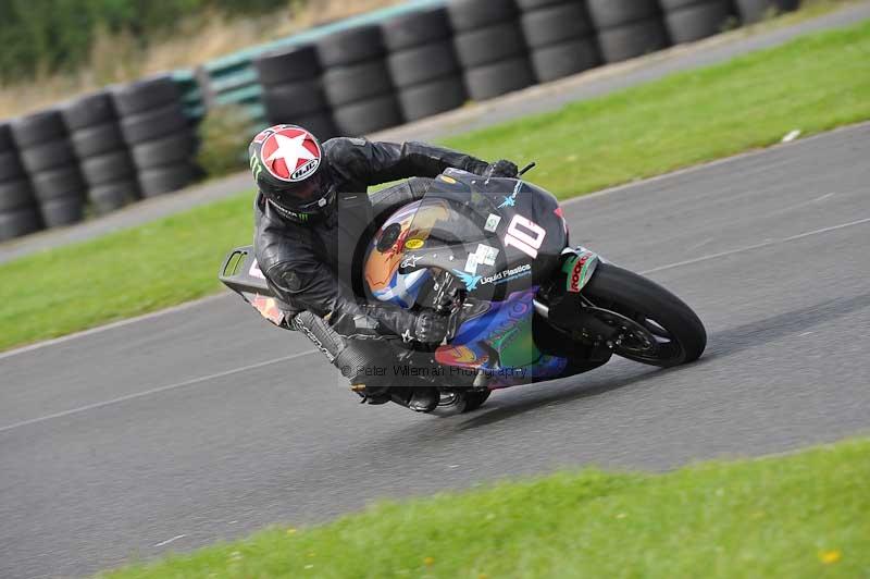 Motorcycle action photographs;cadwell;cadwell park photographs;event digital images;eventdigitalimages;motor racing louth lincolnshire;no limits trackdays;peter wileman photography;trackday;trackday digital images;trackday photos