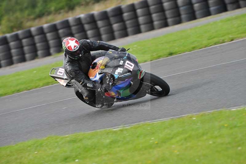 Motorcycle action photographs;cadwell;cadwell park photographs;event digital images;eventdigitalimages;motor racing louth lincolnshire;no limits trackdays;peter wileman photography;trackday;trackday digital images;trackday photos