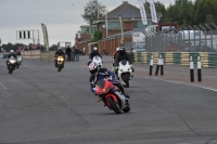 Motorcycle-action-photographs;cadwell;cadwell-park-photographs;event-digital-images;eventdigitalimages;motor-racing-louth-lincolnshire;no-limits-trackdays;peter-wileman-photography;trackday;trackday-digital-images;trackday-photos