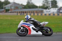 Motorcycle-action-photographs;cadwell;cadwell-park-photographs;event-digital-images;eventdigitalimages;motor-racing-louth-lincolnshire;no-limits-trackdays;peter-wileman-photography;trackday;trackday-digital-images;trackday-photos