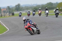 Motorcycle-action-photographs;cadwell;cadwell-park-photographs;event-digital-images;eventdigitalimages;motor-racing-louth-lincolnshire;no-limits-trackdays;peter-wileman-photography;trackday;trackday-digital-images;trackday-photos