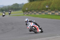 Motorcycle-action-photographs;cadwell;cadwell-park-photographs;event-digital-images;eventdigitalimages;motor-racing-louth-lincolnshire;no-limits-trackdays;peter-wileman-photography;trackday;trackday-digital-images;trackday-photos