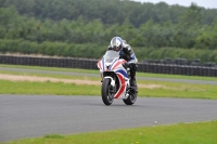 Motorcycle-action-photographs;cadwell;cadwell-park-photographs;event-digital-images;eventdigitalimages;motor-racing-louth-lincolnshire;no-limits-trackdays;peter-wileman-photography;trackday;trackday-digital-images;trackday-photos