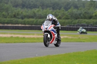 Motorcycle-action-photographs;cadwell;cadwell-park-photographs;event-digital-images;eventdigitalimages;motor-racing-louth-lincolnshire;no-limits-trackdays;peter-wileman-photography;trackday;trackday-digital-images;trackday-photos