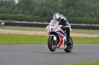 Motorcycle-action-photographs;cadwell;cadwell-park-photographs;event-digital-images;eventdigitalimages;motor-racing-louth-lincolnshire;no-limits-trackdays;peter-wileman-photography;trackday;trackday-digital-images;trackday-photos