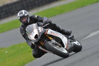 Motorcycle-action-photographs;cadwell;cadwell-park-photographs;event-digital-images;eventdigitalimages;motor-racing-louth-lincolnshire;no-limits-trackdays;peter-wileman-photography;trackday;trackday-digital-images;trackday-photos
