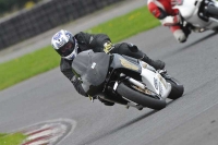 Motorcycle-action-photographs;cadwell;cadwell-park-photographs;event-digital-images;eventdigitalimages;motor-racing-louth-lincolnshire;no-limits-trackdays;peter-wileman-photography;trackday;trackday-digital-images;trackday-photos