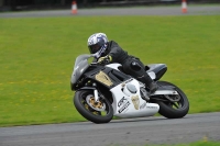 Motorcycle-action-photographs;cadwell;cadwell-park-photographs;event-digital-images;eventdigitalimages;motor-racing-louth-lincolnshire;no-limits-trackdays;peter-wileman-photography;trackday;trackday-digital-images;trackday-photos