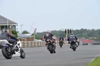 Motorcycle-action-photographs;cadwell;cadwell-park-photographs;event-digital-images;eventdigitalimages;motor-racing-louth-lincolnshire;no-limits-trackdays;peter-wileman-photography;trackday;trackday-digital-images;trackday-photos
