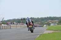 Motorcycle-action-photographs;cadwell;cadwell-park-photographs;event-digital-images;eventdigitalimages;motor-racing-louth-lincolnshire;no-limits-trackdays;peter-wileman-photography;trackday;trackday-digital-images;trackday-photos