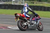 Motorcycle-action-photographs;cadwell;cadwell-park-photographs;event-digital-images;eventdigitalimages;motor-racing-louth-lincolnshire;no-limits-trackdays;peter-wileman-photography;trackday;trackday-digital-images;trackday-photos