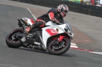 Motorcycle-action-photographs;cadwell;cadwell-park-photographs;event-digital-images;eventdigitalimages;motor-racing-louth-lincolnshire;no-limits-trackdays;peter-wileman-photography;trackday;trackday-digital-images;trackday-photos