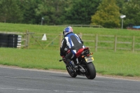 Motorcycle-action-photographs;cadwell;cadwell-park-photographs;event-digital-images;eventdigitalimages;motor-racing-louth-lincolnshire;no-limits-trackdays;peter-wileman-photography;trackday;trackday-digital-images;trackday-photos