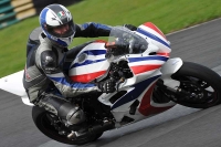 Motorcycle-action-photographs;cadwell;cadwell-park-photographs;event-digital-images;eventdigitalimages;motor-racing-louth-lincolnshire;no-limits-trackdays;peter-wileman-photography;trackday;trackday-digital-images;trackday-photos