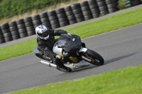 Motorcycle-action-photographs;cadwell;cadwell-park-photographs;event-digital-images;eventdigitalimages;motor-racing-louth-lincolnshire;no-limits-trackdays;peter-wileman-photography;trackday;trackday-digital-images;trackday-photos