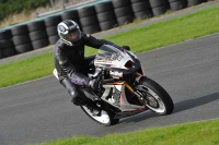 Motorcycle-action-photographs;cadwell;cadwell-park-photographs;event-digital-images;eventdigitalimages;motor-racing-louth-lincolnshire;no-limits-trackdays;peter-wileman-photography;trackday;trackday-digital-images;trackday-photos