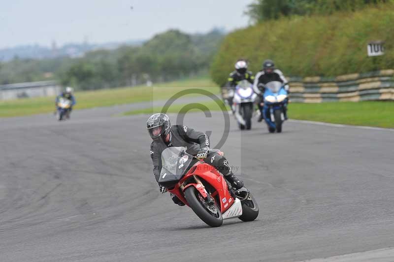 Motorcycle action photographs;cadwell;cadwell park photographs;event digital images;eventdigitalimages;motor racing louth lincolnshire;no limits trackdays;peter wileman photography;trackday;trackday digital images;trackday photos