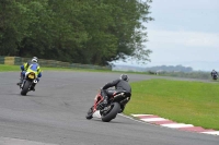 Motorcycle-action-photographs;cadwell;cadwell-park-photographs;event-digital-images;eventdigitalimages;motor-racing-louth-lincolnshire;no-limits-trackdays;peter-wileman-photography;trackday;trackday-digital-images;trackday-photos