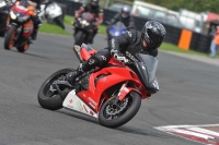 Motorcycle-action-photographs;cadwell;cadwell-park-photographs;event-digital-images;eventdigitalimages;motor-racing-louth-lincolnshire;no-limits-trackdays;peter-wileman-photography;trackday;trackday-digital-images;trackday-photos