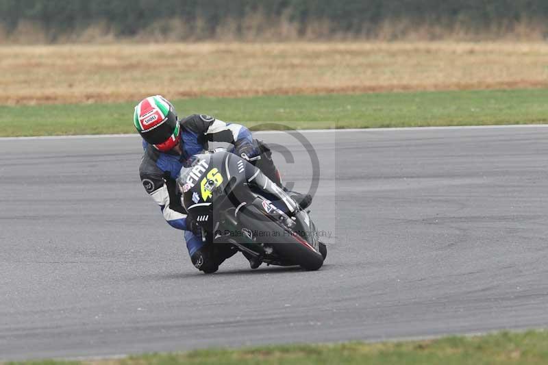Motorcycle action photographs;Trackday digital images;event digital images;eventdigitalimages;no limits trackday;peter wileman photography;snetterton;snetterton circuit norfolk;snetterton photographs;trackday;trackday photos