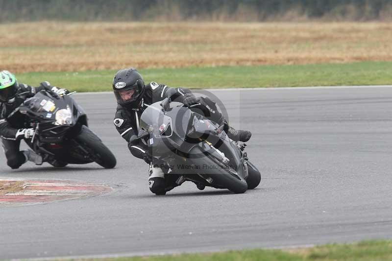 Motorcycle action photographs;Trackday digital images;event digital images;eventdigitalimages;no limits trackday;peter wileman photography;snetterton;snetterton circuit norfolk;snetterton photographs;trackday;trackday photos