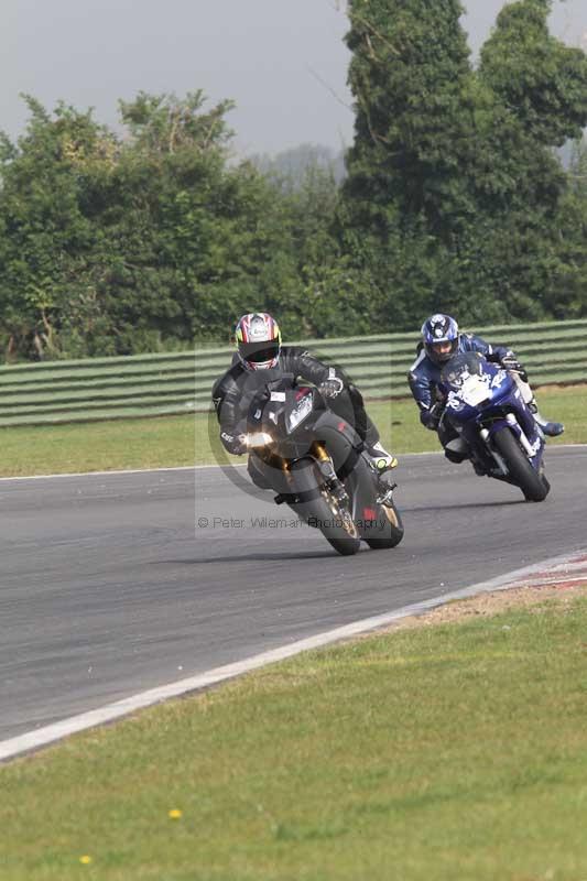Motorcycle action photographs;Trackday digital images;event digital images;eventdigitalimages;no limits trackday;peter wileman photography;snetterton;snetterton circuit norfolk;snetterton photographs;trackday;trackday photos