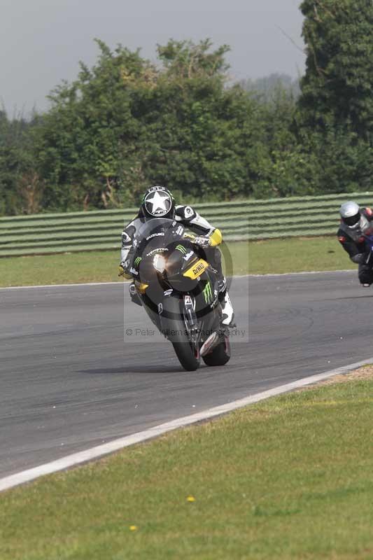 Motorcycle action photographs;Trackday digital images;event digital images;eventdigitalimages;no limits trackday;peter wileman photography;snetterton;snetterton circuit norfolk;snetterton photographs;trackday;trackday photos