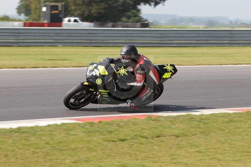 Motorcycle action photographs;Trackday digital images;event digital images;eventdigitalimages;no limits trackday;peter wileman photography;snetterton;snetterton circuit norfolk;snetterton photographs;trackday;trackday photos
