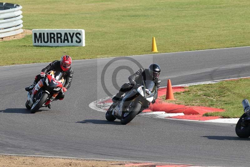 Motorcycle action photographs;Trackday digital images;event digital images;eventdigitalimages;no limits trackday;peter wileman photography;snetterton;snetterton circuit norfolk;snetterton photographs;trackday;trackday photos