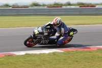 Motorcycle-action-photographs;Trackday-digital-images;event-digital-images;eventdigitalimages;no-limits-trackday;peter-wileman-photography;snetterton;snetterton-circuit-norfolk;snetterton-photographs;trackday;trackday-photos