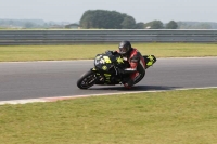 Motorcycle-action-photographs;Trackday-digital-images;event-digital-images;eventdigitalimages;no-limits-trackday;peter-wileman-photography;snetterton;snetterton-circuit-norfolk;snetterton-photographs;trackday;trackday-photos