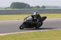 Motorcycle-action-photographs;Trackday-digital-images;event-digital-images;eventdigitalimages;no-limits-trackday;peter-wileman-photography;snetterton;snetterton-circuit-norfolk;snetterton-photographs;trackday;trackday-photos