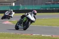 Motorcycle-action-photographs;Trackday-digital-images;event-digital-images;eventdigitalimages;no-limits-trackday;peter-wileman-photography;snetterton;snetterton-circuit-norfolk;snetterton-photographs;trackday;trackday-photos