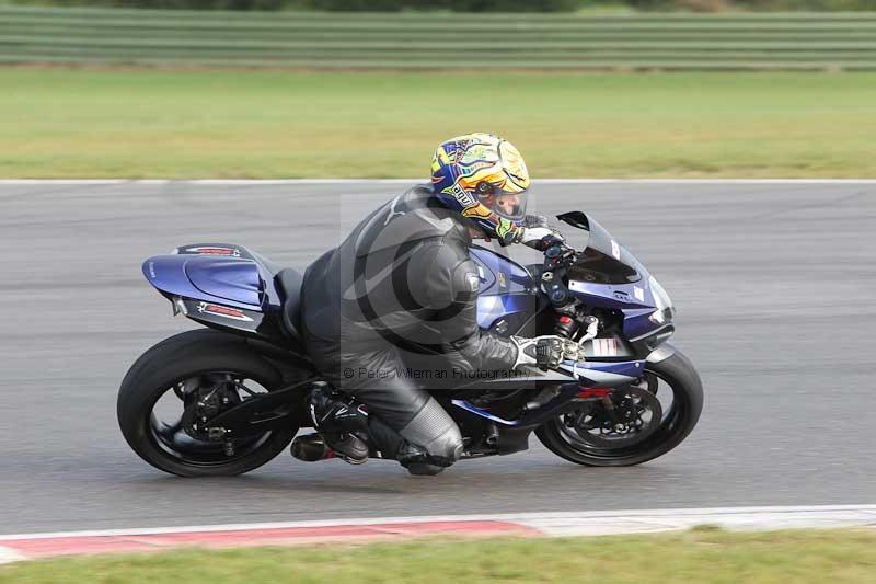 Motorcycle action photographs;Trackday digital images;event digital images;eventdigitalimages;no limits trackday;peter wileman photography;snetterton;snetterton circuit norfolk;snetterton photographs;trackday;trackday photos