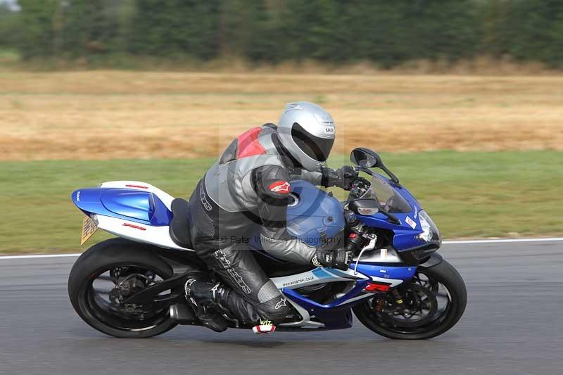 Motorcycle action photographs;Trackday digital images;event digital images;eventdigitalimages;no limits trackday;peter wileman photography;snetterton;snetterton circuit norfolk;snetterton photographs;trackday;trackday photos