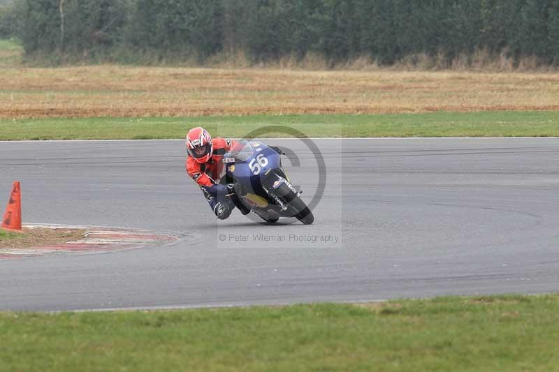 Motorcycle action photographs;Trackday digital images;event digital images;eventdigitalimages;no limits trackday;peter wileman photography;snetterton;snetterton circuit norfolk;snetterton photographs;trackday;trackday photos