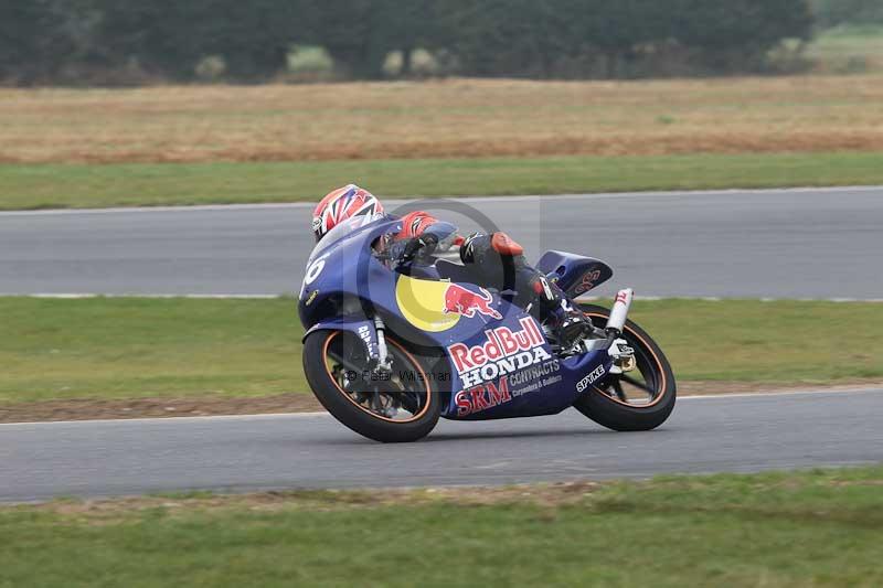 Motorcycle action photographs;Trackday digital images;event digital images;eventdigitalimages;no limits trackday;peter wileman photography;snetterton;snetterton circuit norfolk;snetterton photographs;trackday;trackday photos