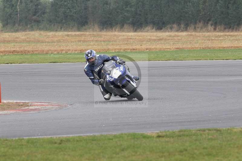 Motorcycle action photographs;Trackday digital images;event digital images;eventdigitalimages;no limits trackday;peter wileman photography;snetterton;snetterton circuit norfolk;snetterton photographs;trackday;trackday photos