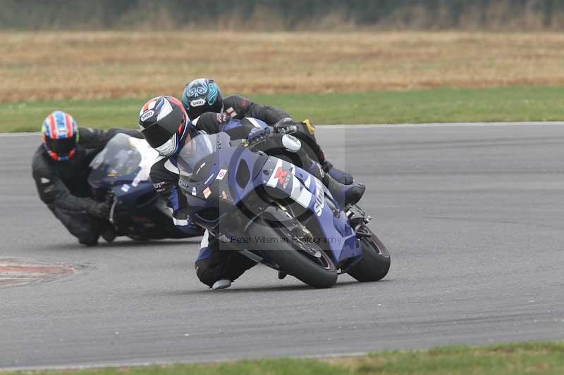 Motorcycle action photographs;Trackday digital images;event digital images;eventdigitalimages;no limits trackday;peter wileman photography;snetterton;snetterton circuit norfolk;snetterton photographs;trackday;trackday photos