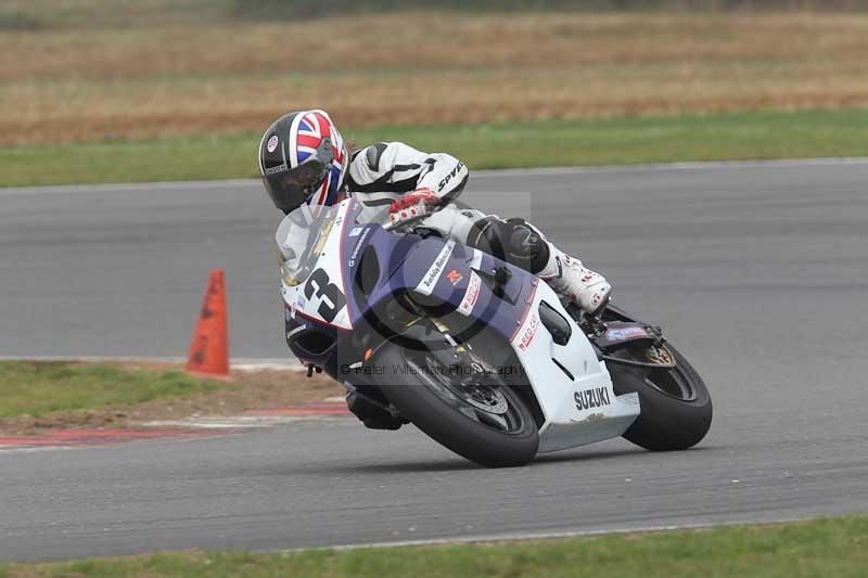 Motorcycle action photographs;Trackday digital images;event digital images;eventdigitalimages;no limits trackday;peter wileman photography;snetterton;snetterton circuit norfolk;snetterton photographs;trackday;trackday photos