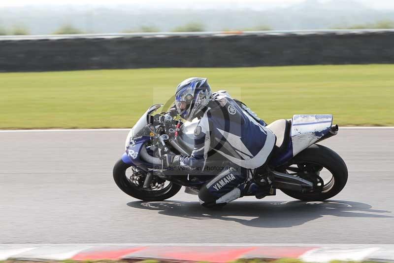 Motorcycle action photographs;Trackday digital images;event digital images;eventdigitalimages;no limits trackday;peter wileman photography;snetterton;snetterton circuit norfolk;snetterton photographs;trackday;trackday photos