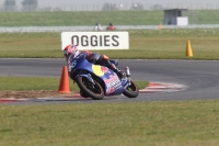 Motorcycle-action-photographs;Trackday-digital-images;event-digital-images;eventdigitalimages;no-limits-trackday;peter-wileman-photography;snetterton;snetterton-circuit-norfolk;snetterton-photographs;trackday;trackday-photos