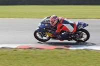 Motorcycle-action-photographs;Trackday-digital-images;event-digital-images;eventdigitalimages;no-limits-trackday;peter-wileman-photography;snetterton;snetterton-circuit-norfolk;snetterton-photographs;trackday;trackday-photos