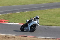 Motorcycle-action-photographs;Trackday-digital-images;event-digital-images;eventdigitalimages;no-limits-trackday;peter-wileman-photography;snetterton;snetterton-circuit-norfolk;snetterton-photographs;trackday;trackday-photos